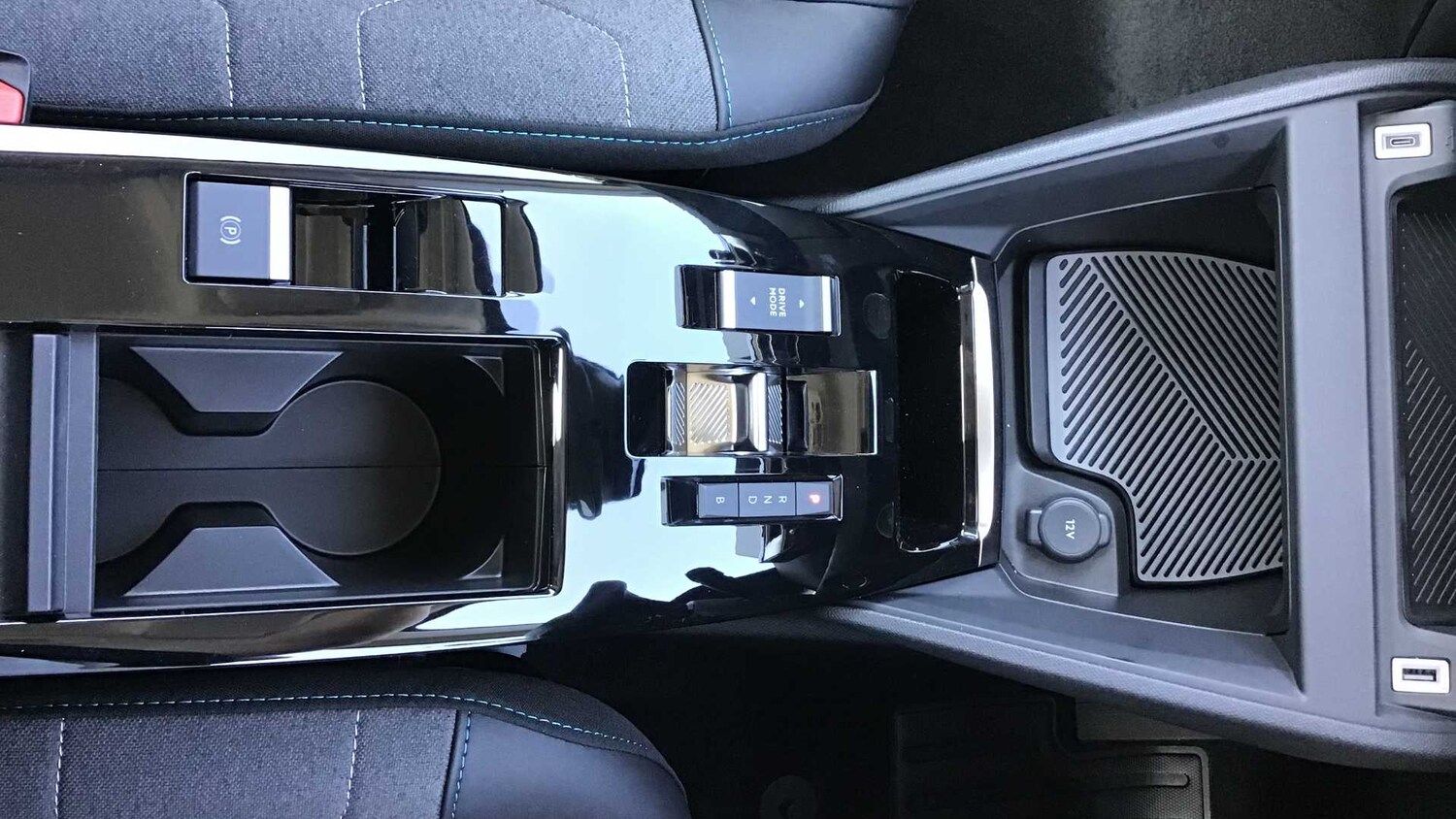 Used Citroen C4 X 2025 for sale - 77857653: Photo 35