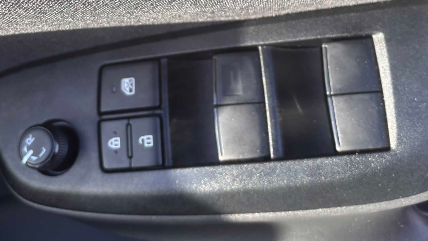 Used Toyota Yaris for sale - 77862535: Photo 15