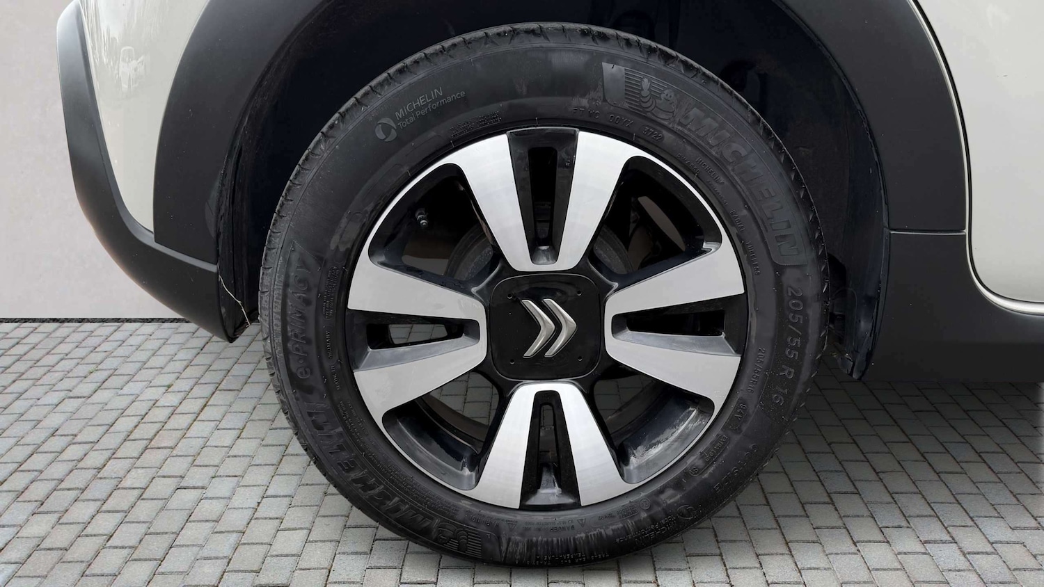 Used Citroen C3 2023 for sale - 77856523: Photo 5