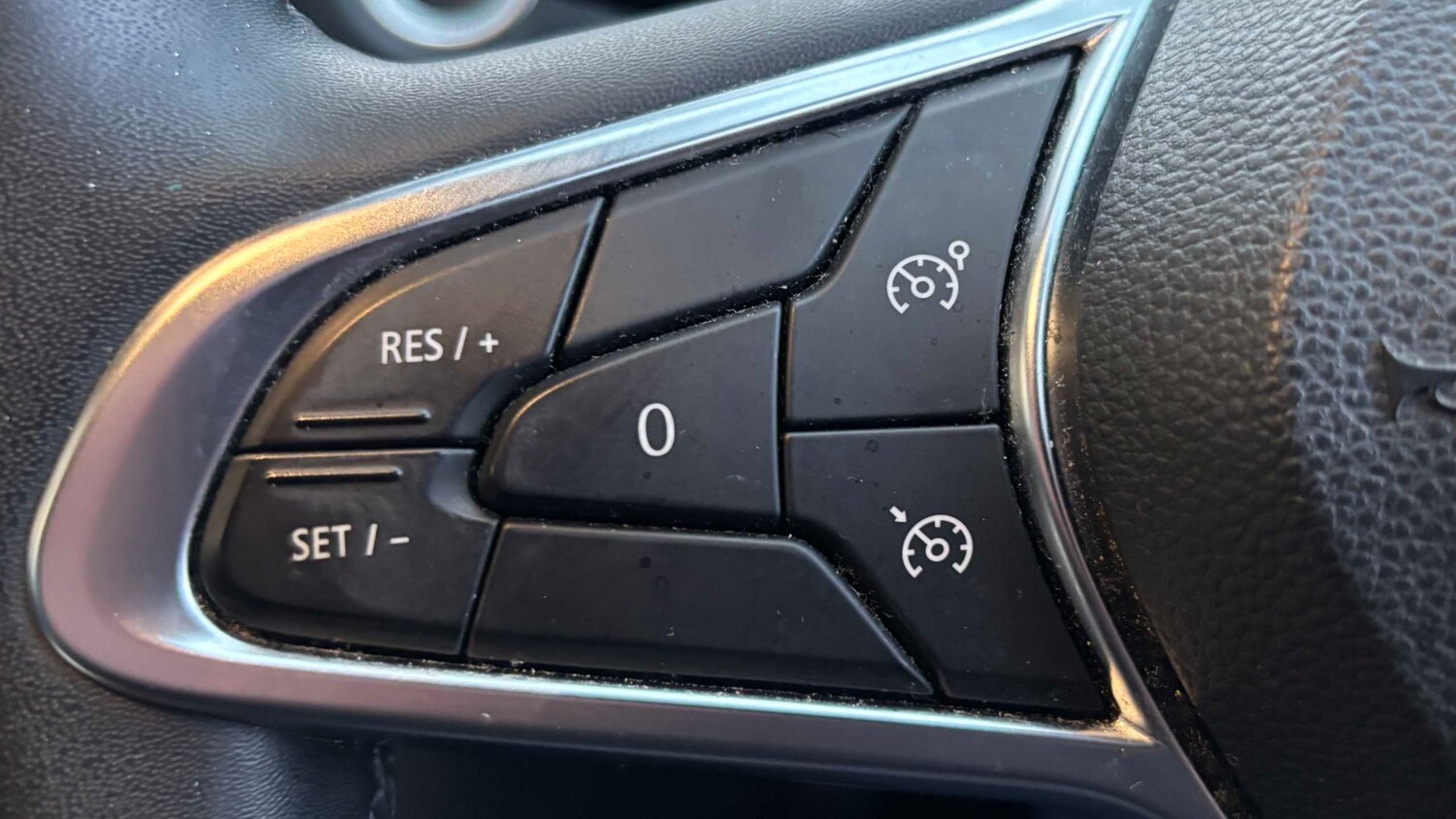 Used Renault Captur for sale - 77860297: Photo 20