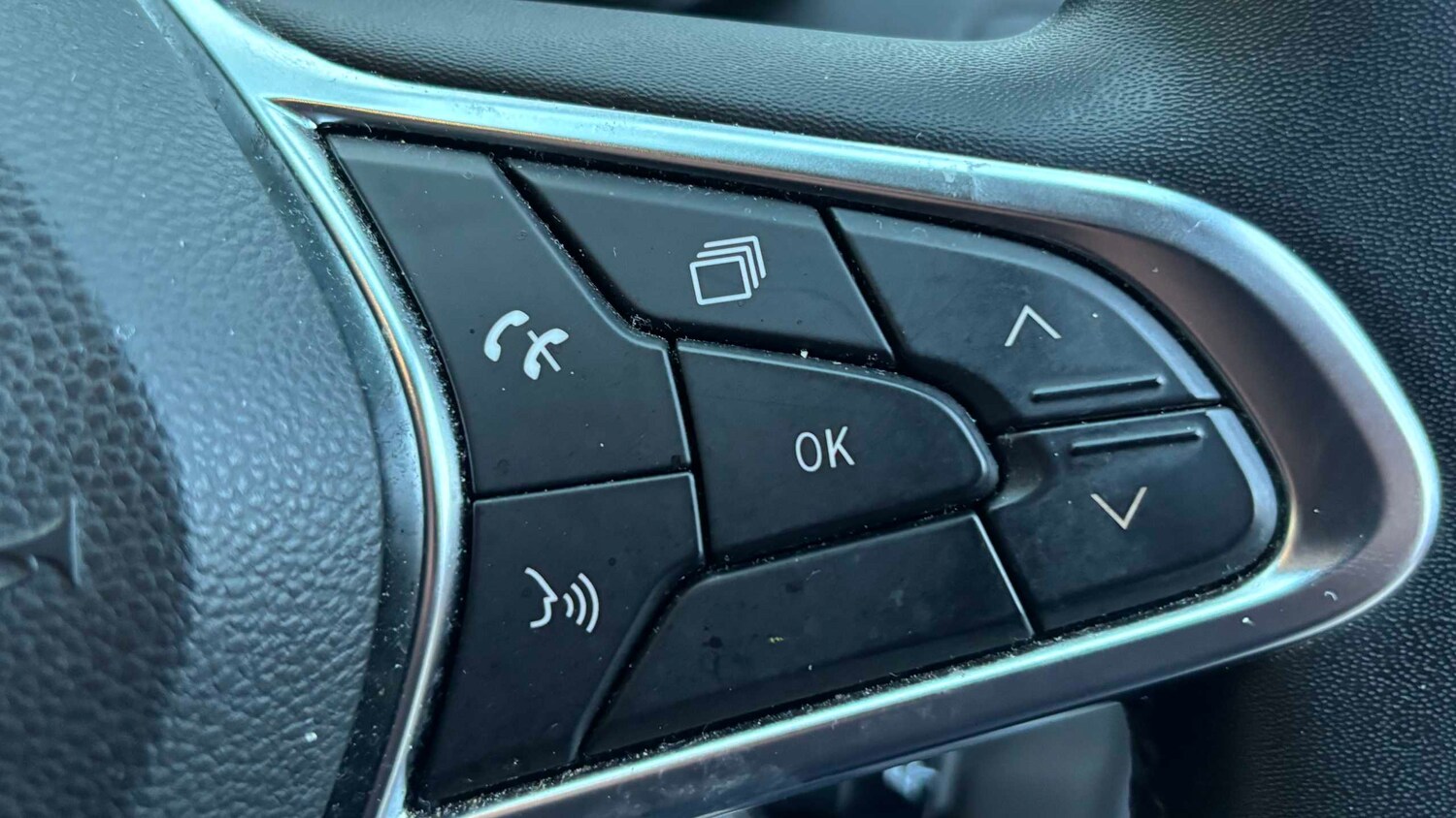 Used Renault Captur for sale - 77860297: Photo 21