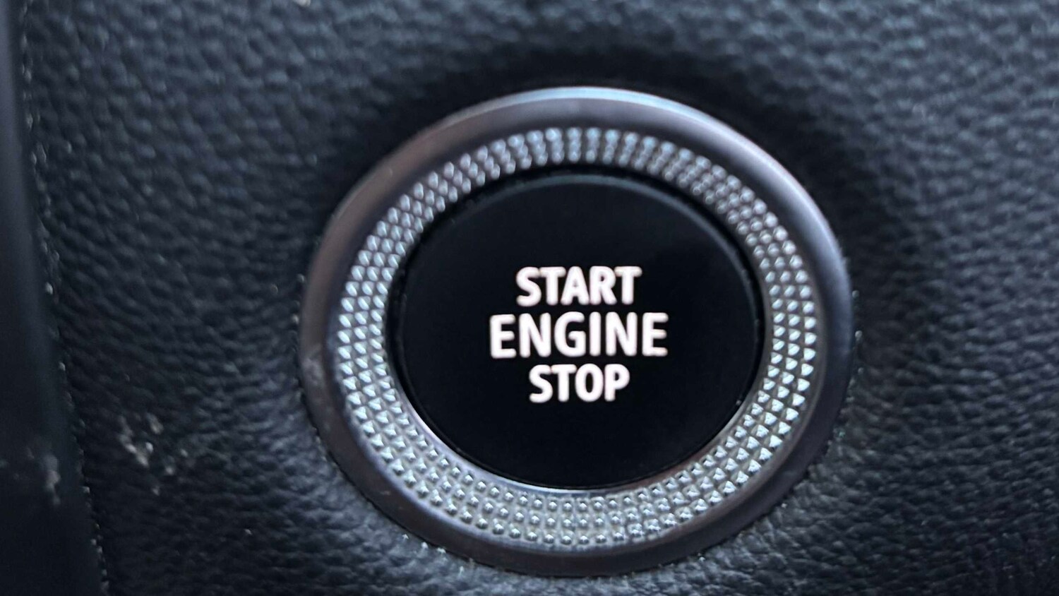 Used Renault Captur for sale - 77860297: Photo 22