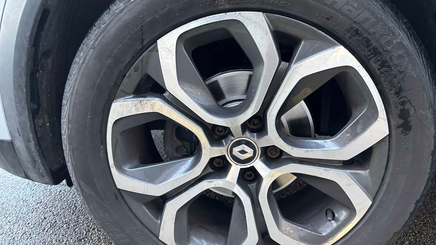 Used Renault Captur for sale - 77860297: Photo 28