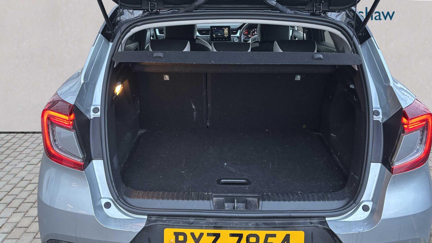 Used Renault Captur for sale - 77860297: Photo 7