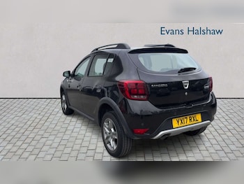 Used Dacia Sandero Stepway 2017 for sale - 78899935: Photo