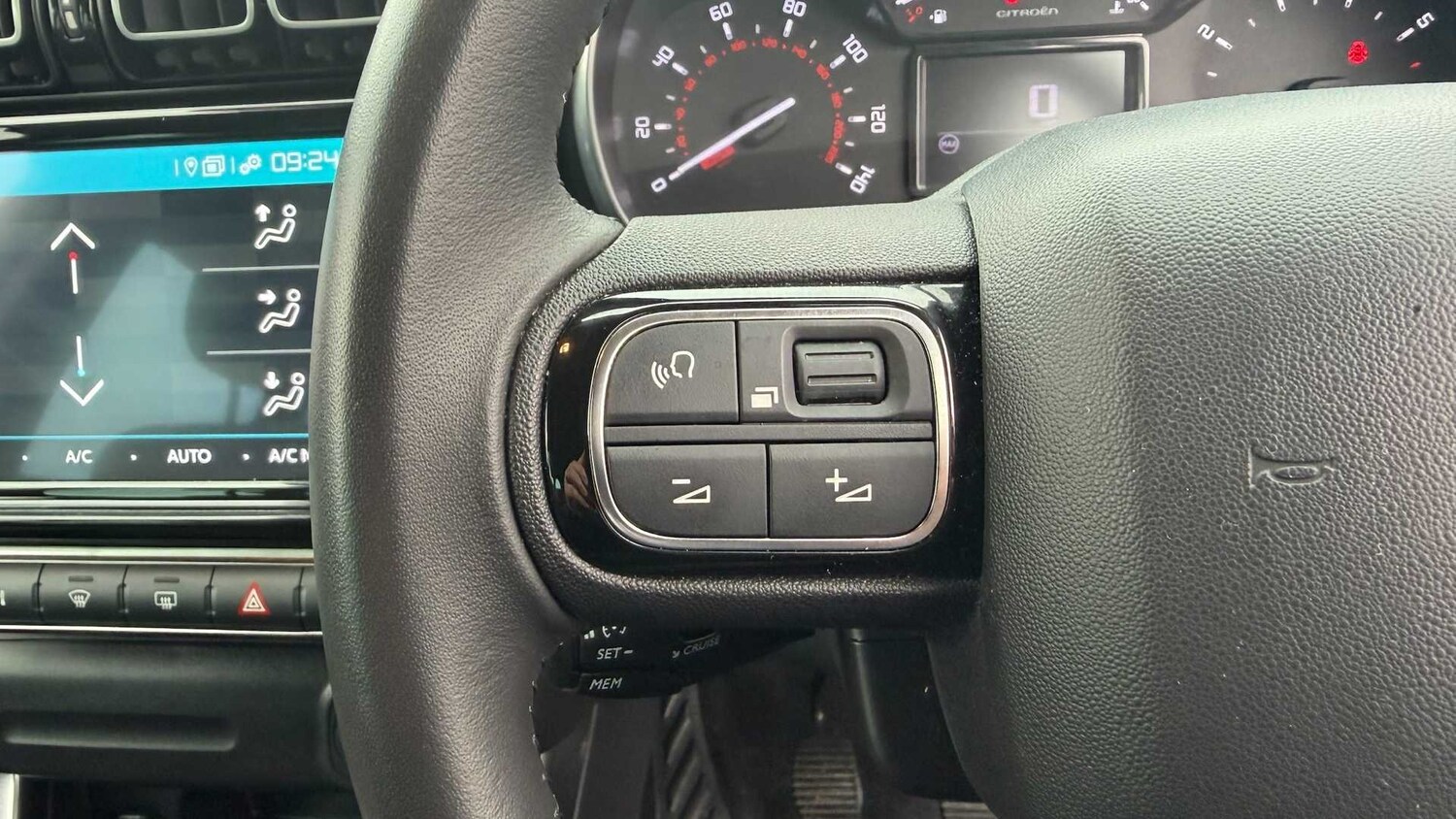 Used Citroen C3 Aircross for sale - 77862636: Photo 19