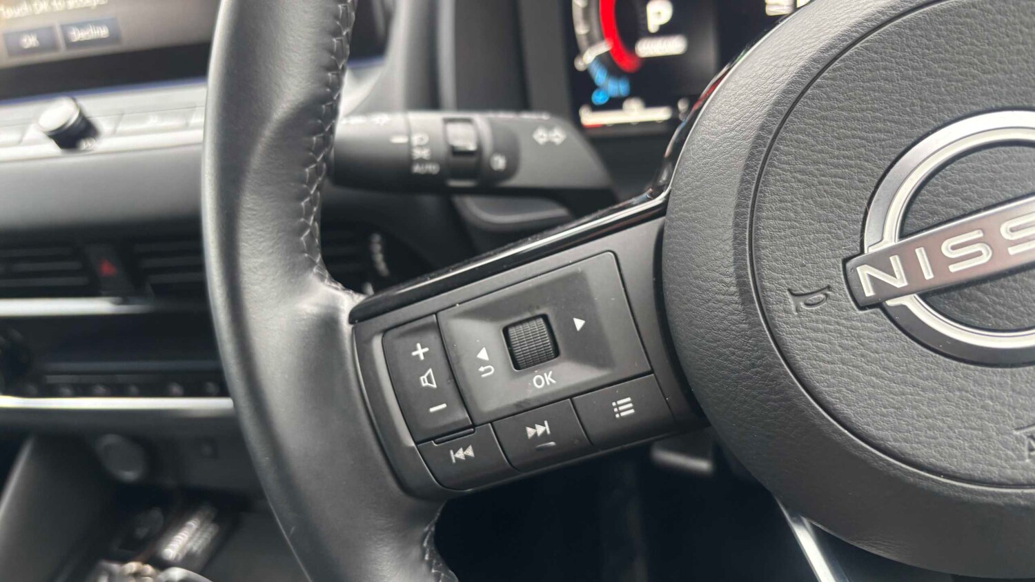 Used Nissan Qashqai for sale - 77861289: Photo 12