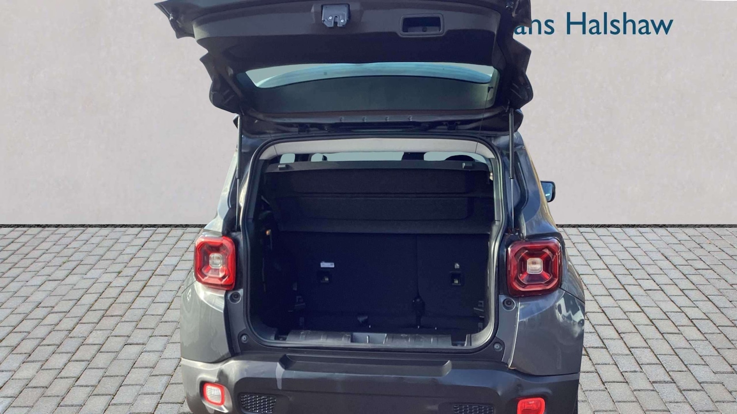 Used Jeep Renegade 2025 for sale - 77858198: Photo 5