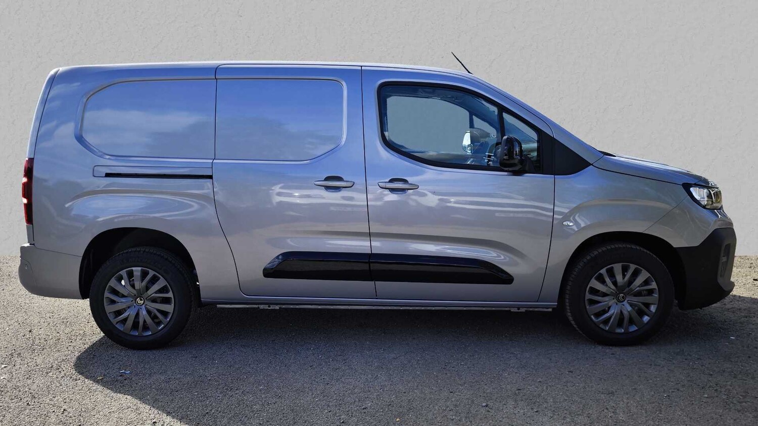 Used Citroen Berlingo for sale - 77861137: Photo 2