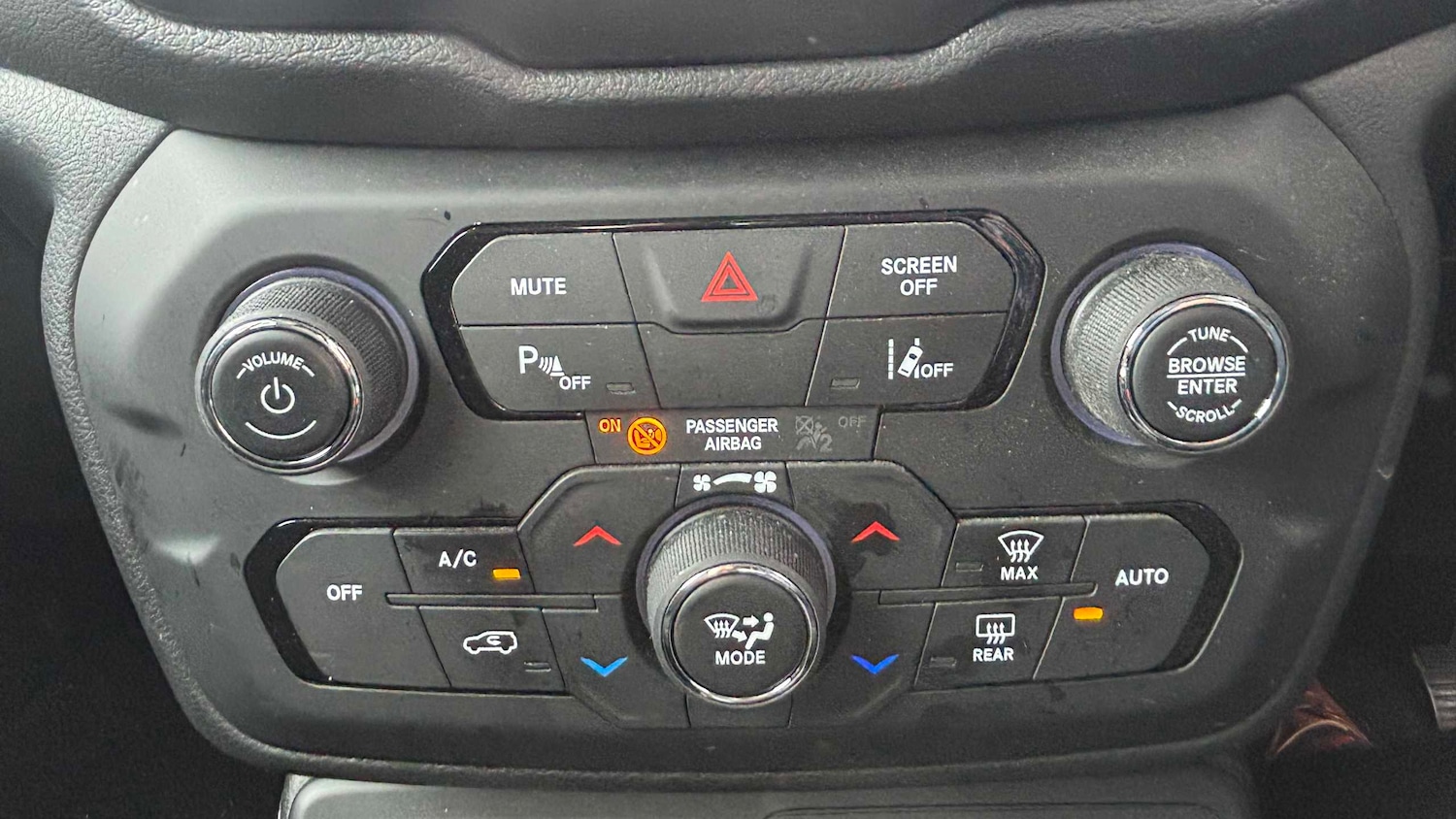 Used Jeep Renegade 2022 for sale - 77857721: Photo 14