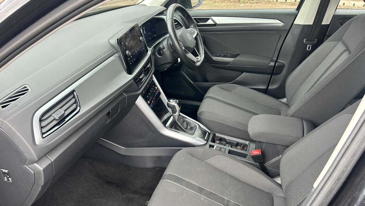 Used Volkswagen T-Roc for sale - 77860068: Photo 14