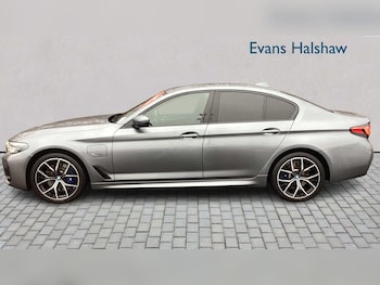 Used BMW 5 Series 2022 for sale - 77858457: Photo