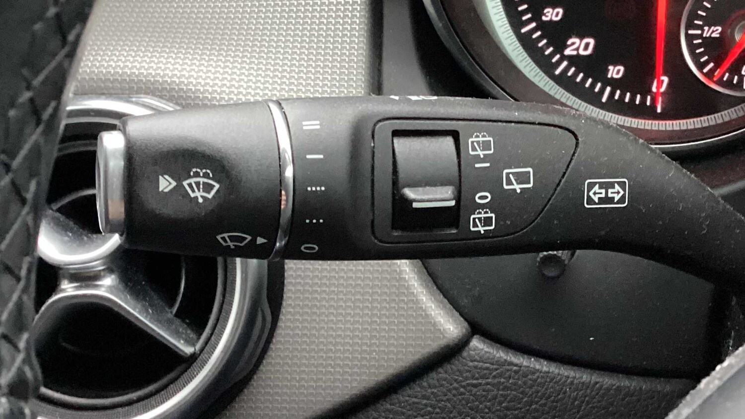 Used Mercedes-Benz GLA for sale - 77859105: Photo 16