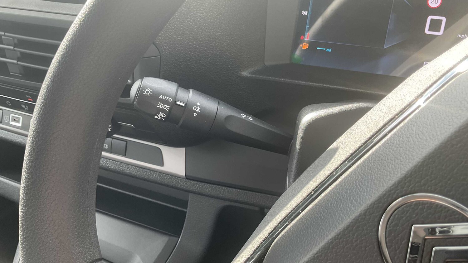 Used Citroen Dispatch for sale - 77857366: Photo 32