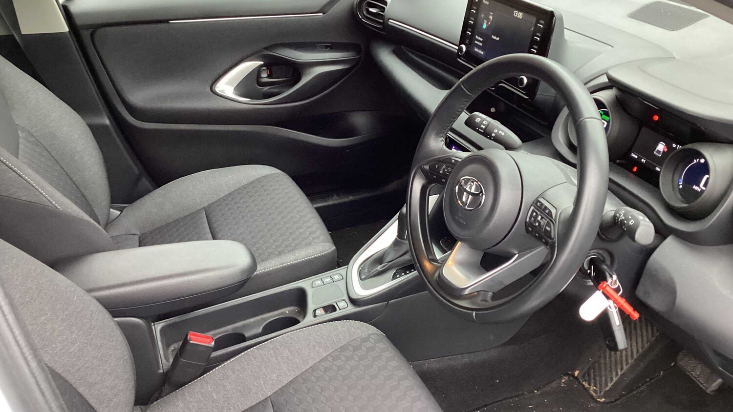 Used Toyota Yaris for sale - 77857441: Photo 18