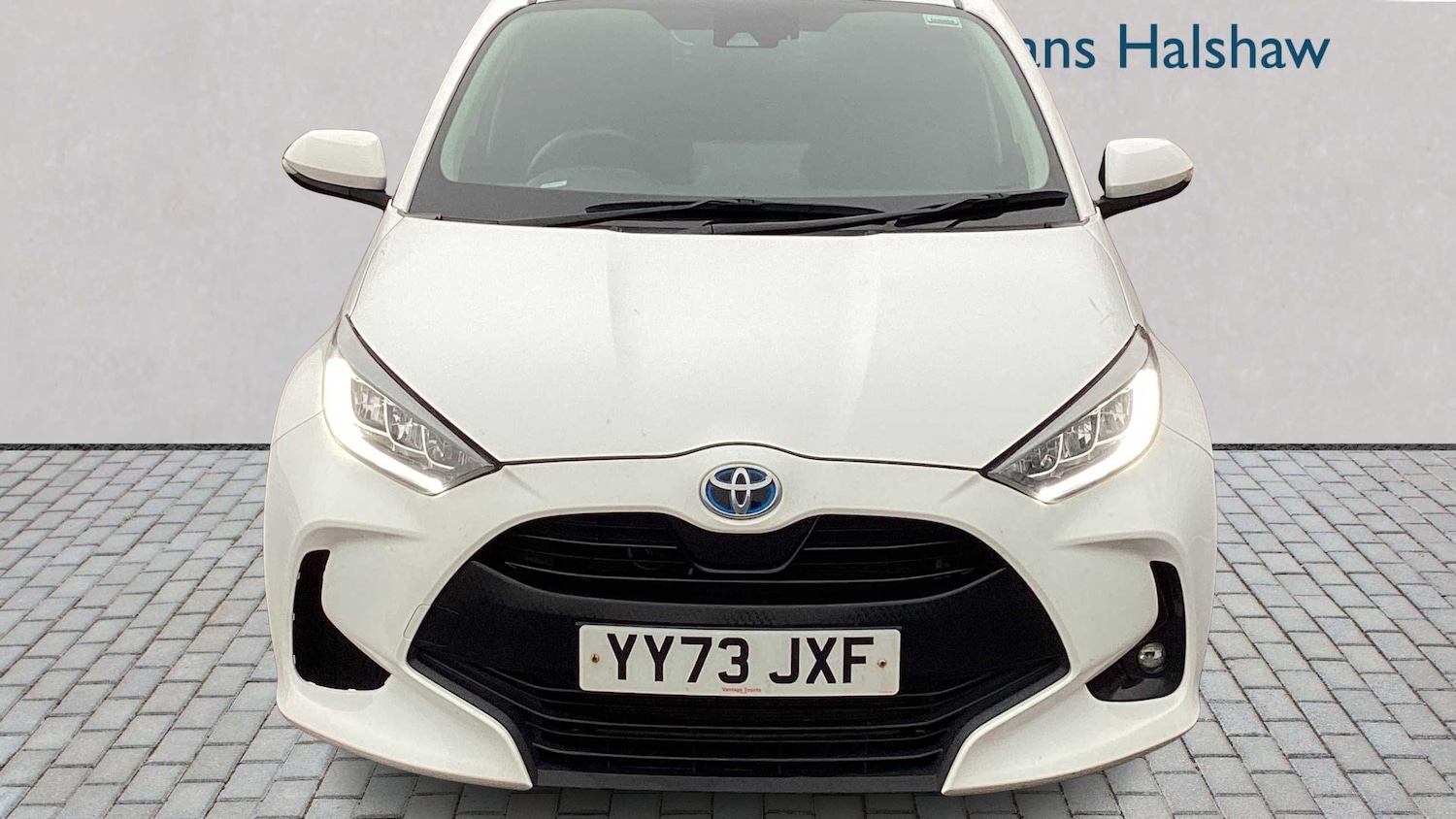 Used Toyota Yaris for sale - 77857441: Photo 2