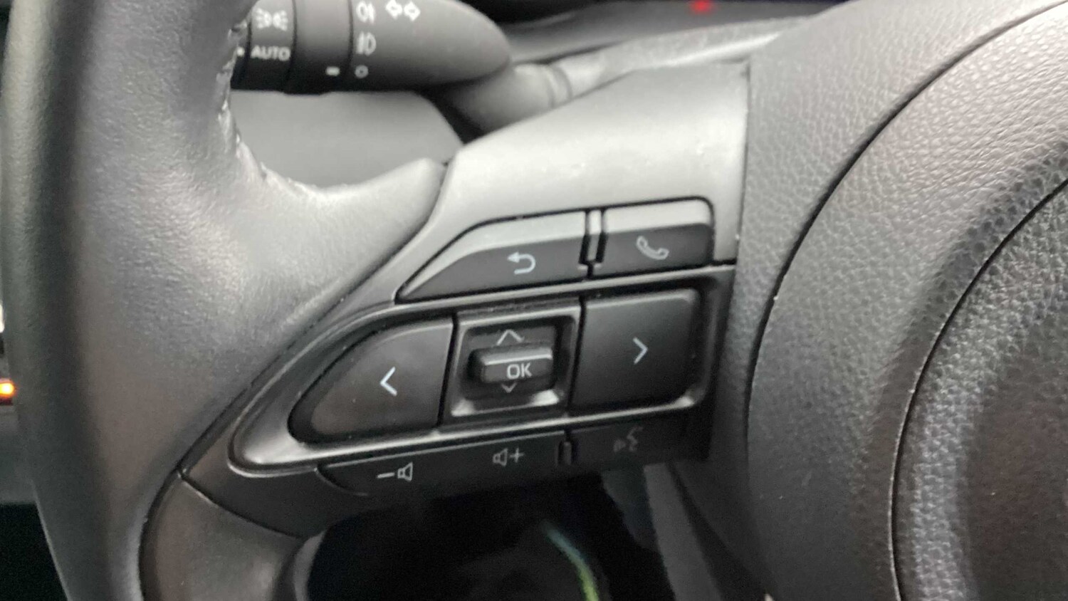 Used Toyota Yaris for sale - 77857441: Photo 23