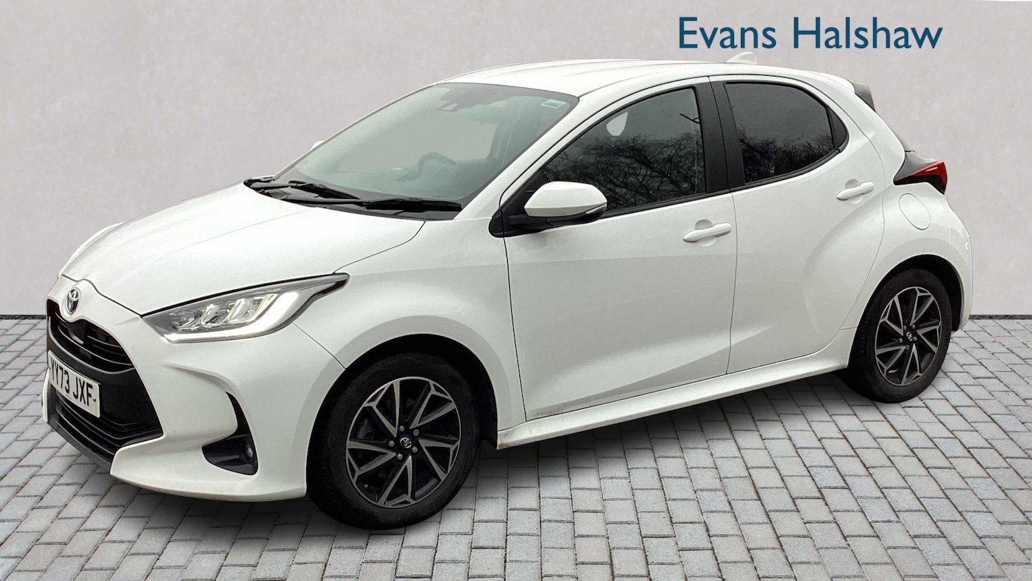 Used Toyota Yaris for sale - 77857441: Photo 3