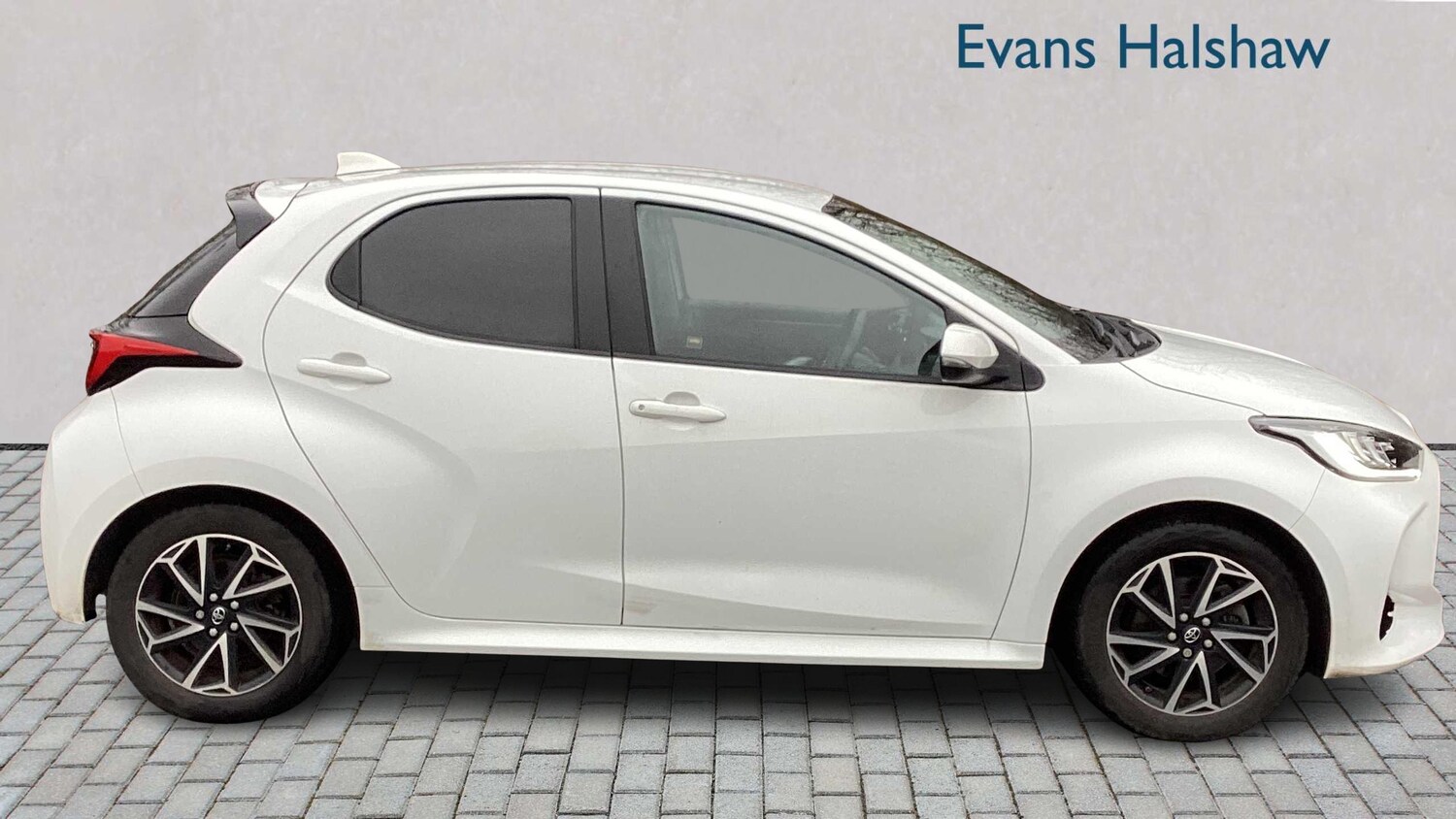 Used Toyota Yaris for sale - 77857441: Photo 8