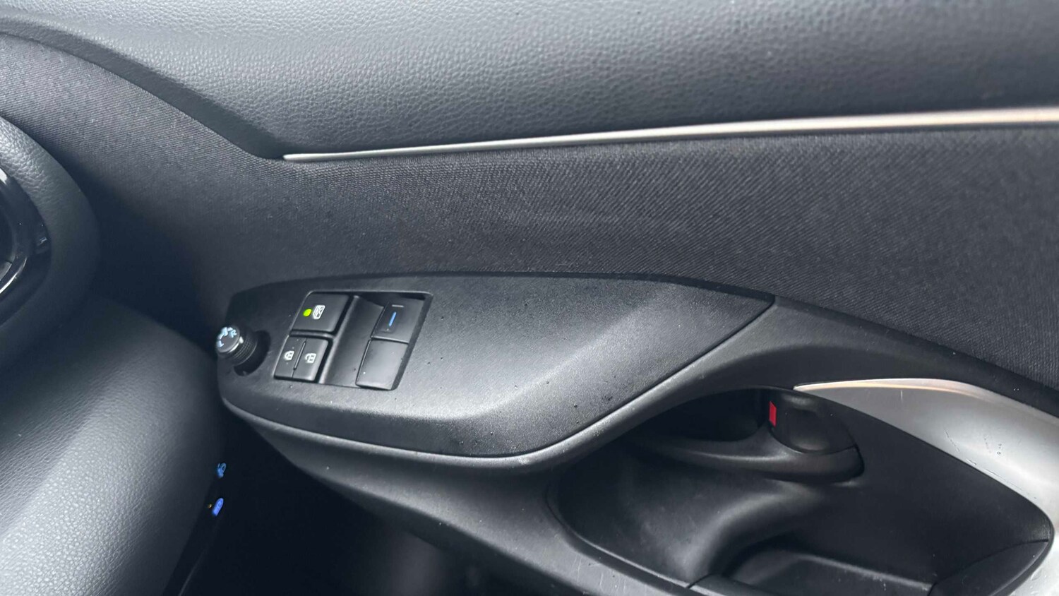 Used Toyota Yaris for sale - 77862221: Photo 26