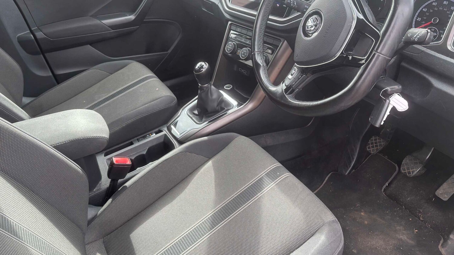 Used Volkswagen T-Roc 2018 for sale - 77861339: Photo 7