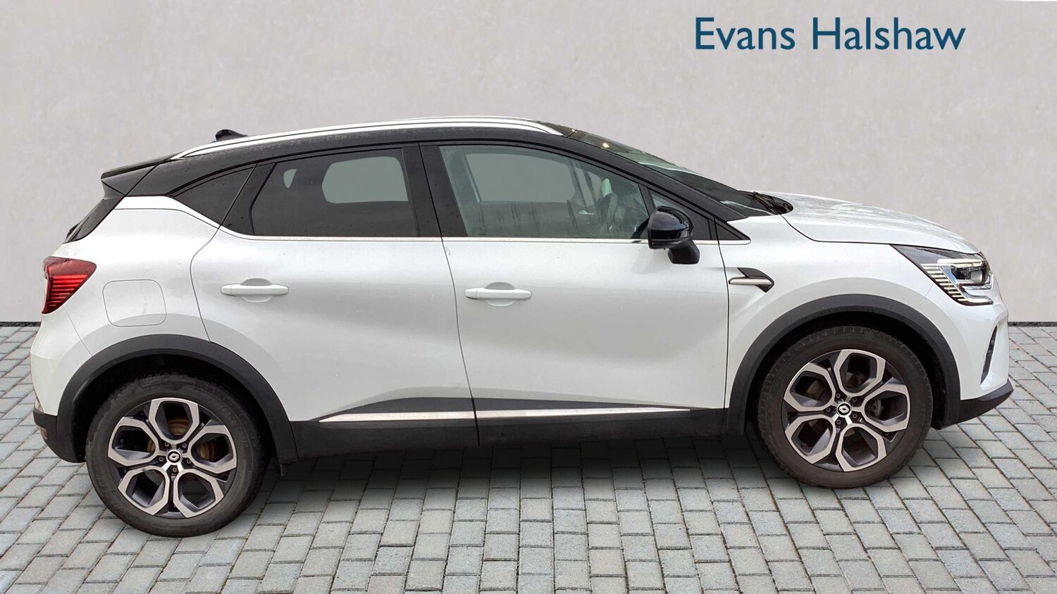 Used Renault Captur 2022 for sale - 77859731: Photo 11