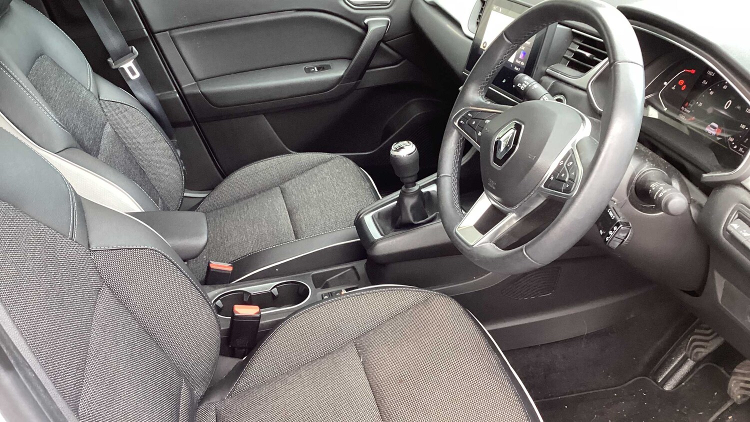 Used Renault Captur 2022 for sale - 77859731: Photo 26
