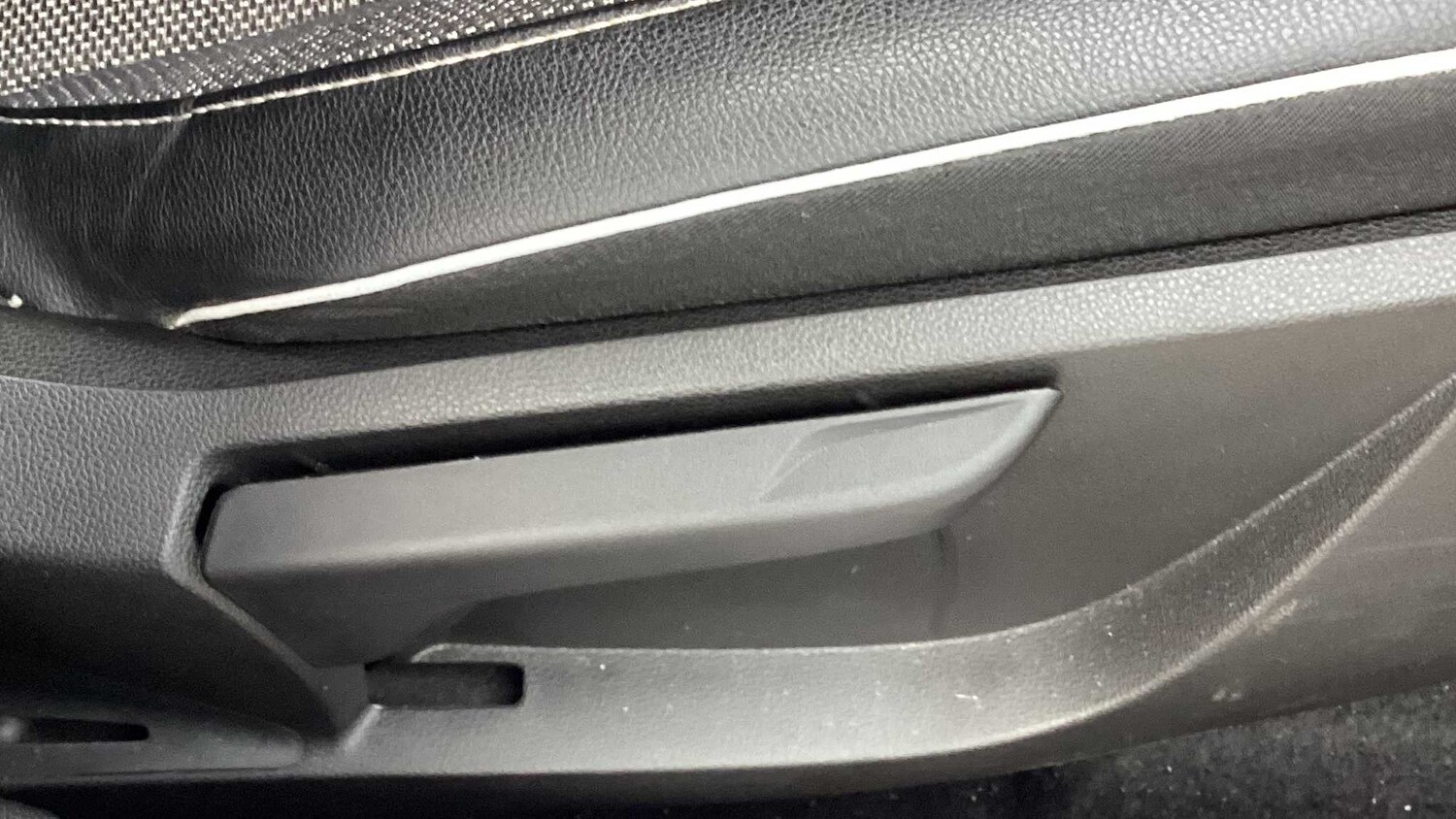 Used Renault Captur 2022 for sale - 77859731: Photo 28