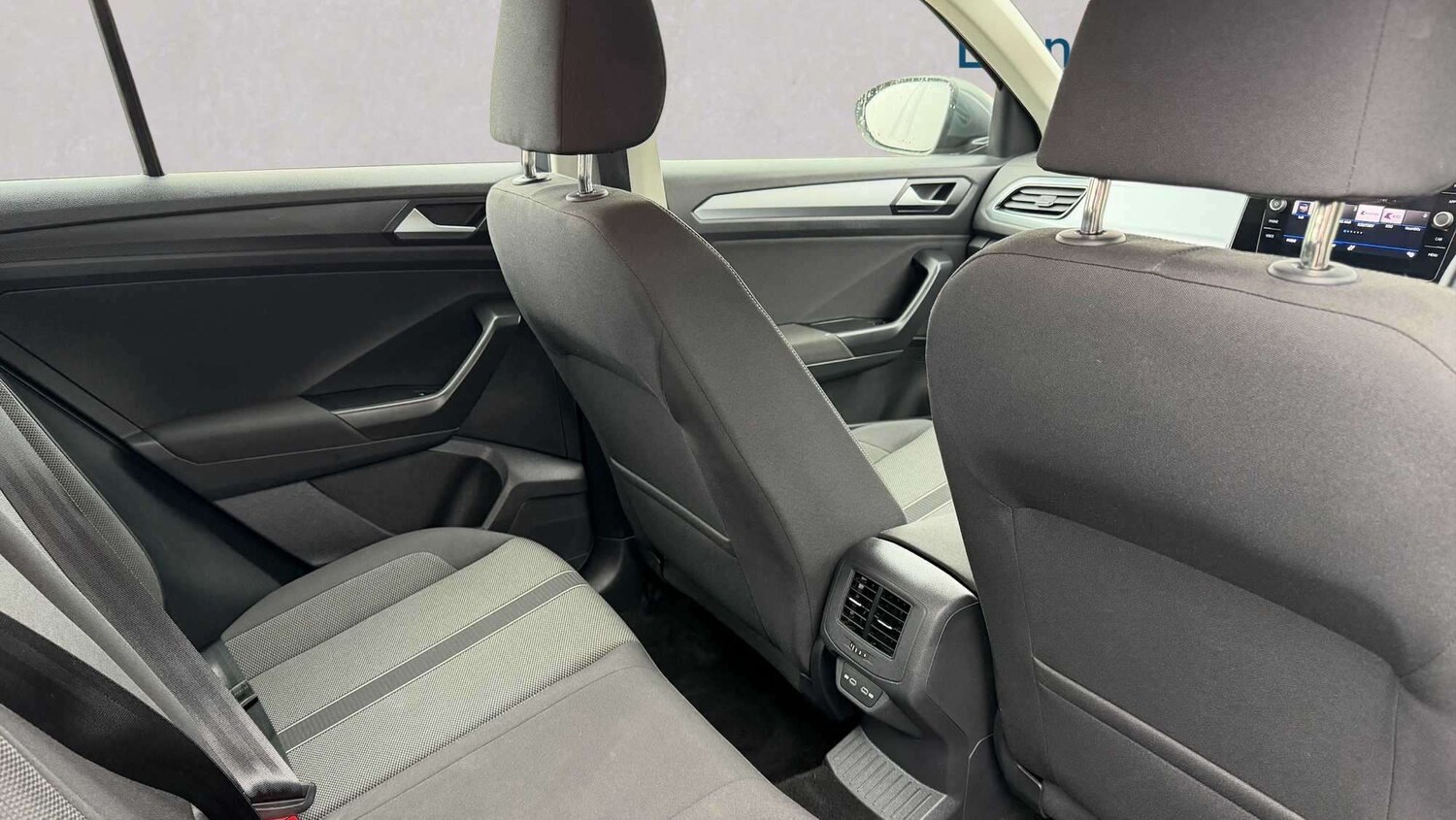 Used Volkswagen T-Roc for sale - 77860587: Photo 23