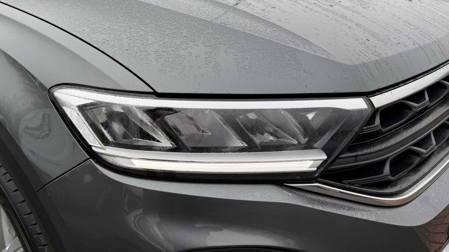 Used Volkswagen T-Roc for sale - 77860587: Photo 25