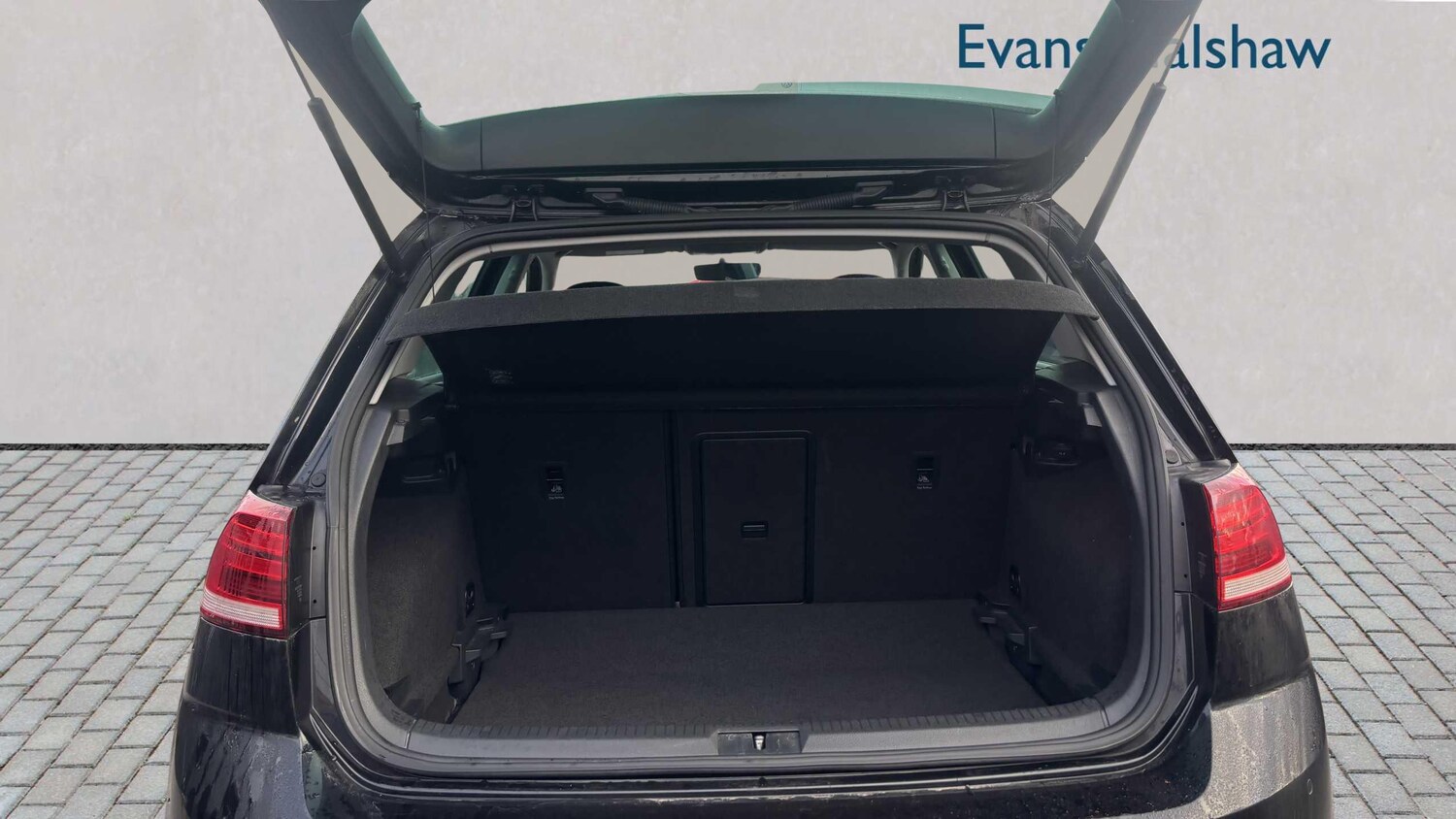 Used Volkswagen Golf 2018 for sale - 77856695: Photo 9