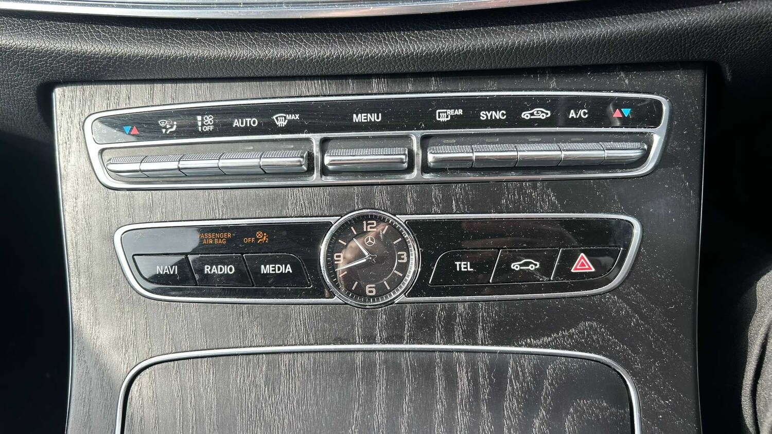 Used Mercedes-Benz E Class for sale - 77860845: Photo 13