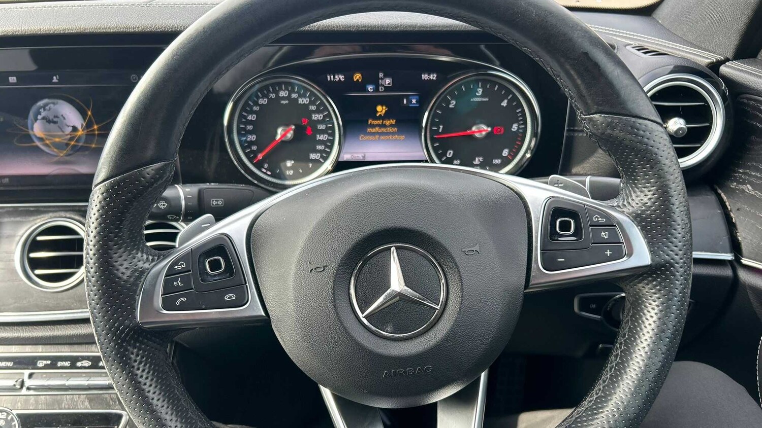 Used Mercedes-Benz E Class for sale - 77860845: Photo 14