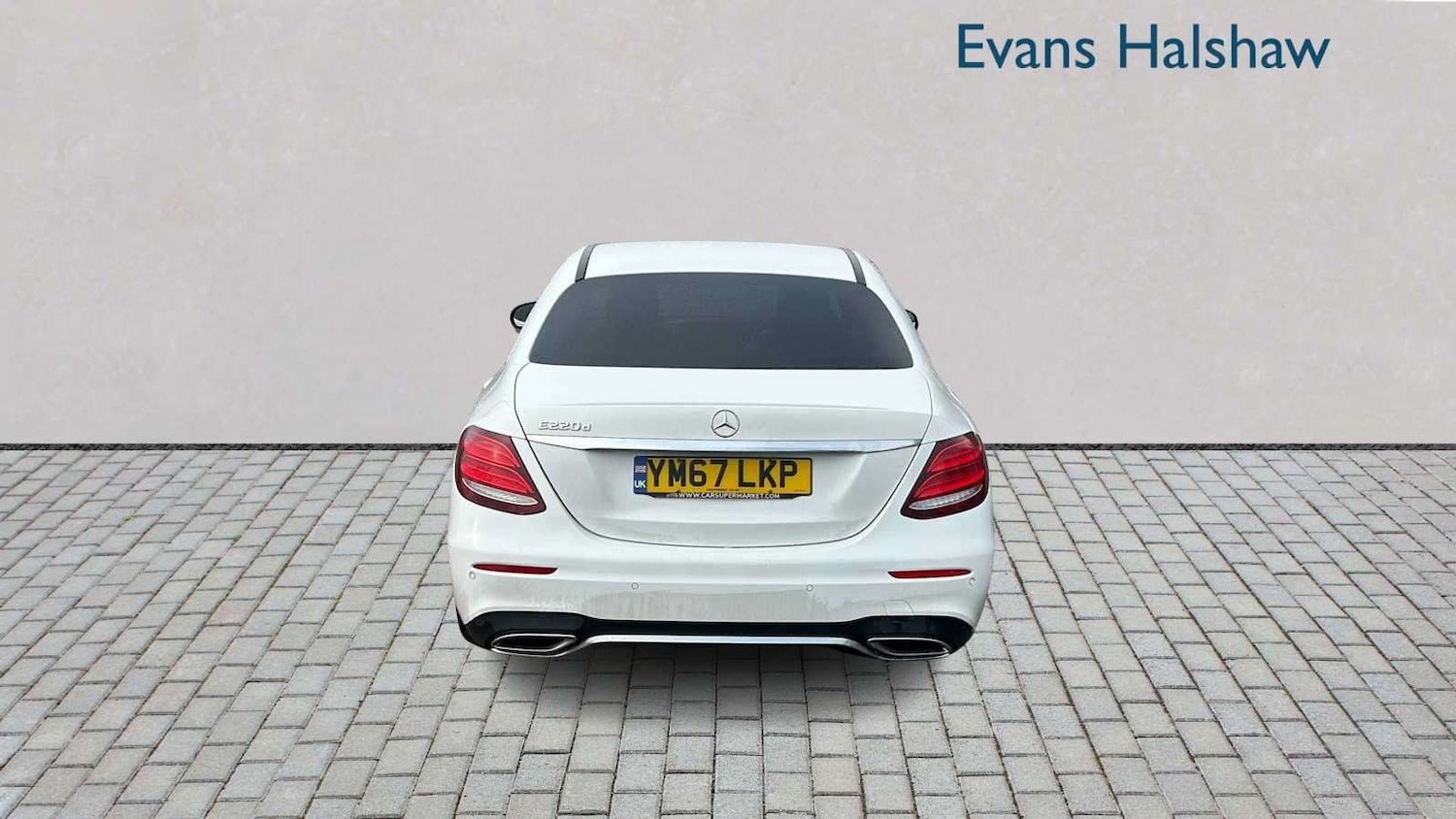 Used Mercedes-Benz E Class for sale - 77860845: Photo 5