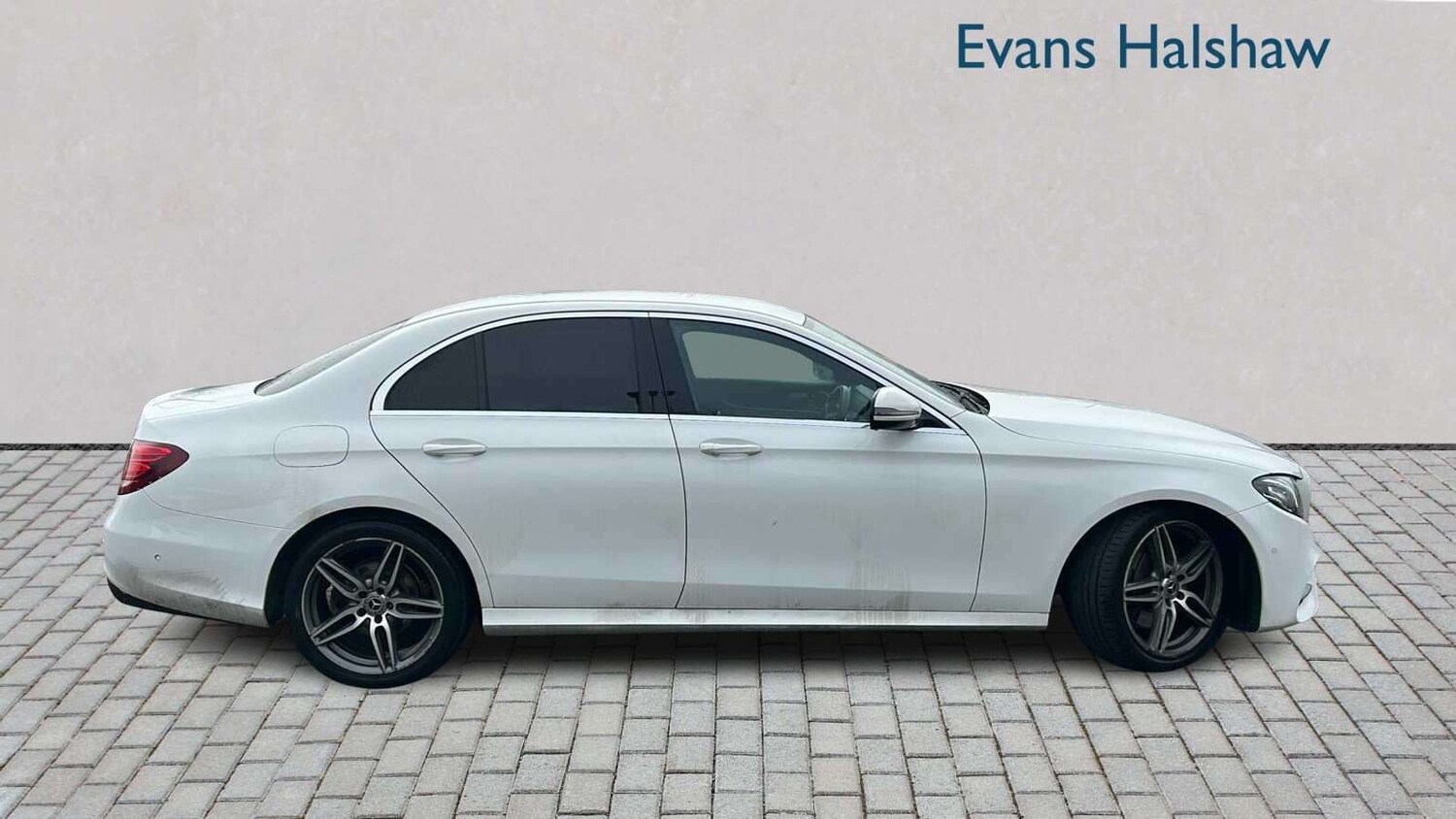 Used Mercedes-Benz E Class for sale - 77860845: Photo 6