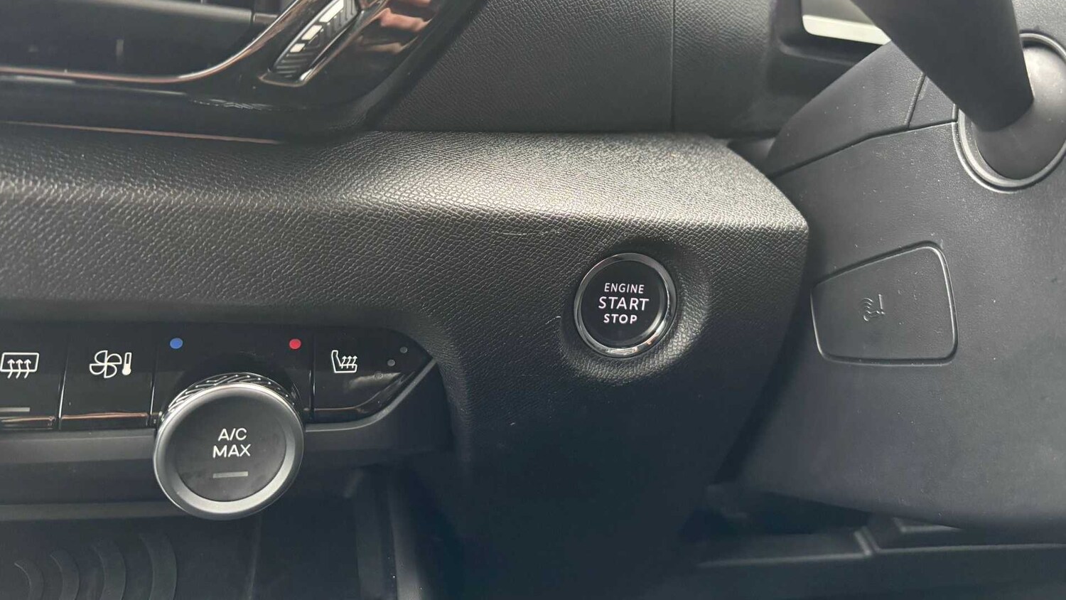 Used Citroen C4 for sale - 77860136: Photo 28