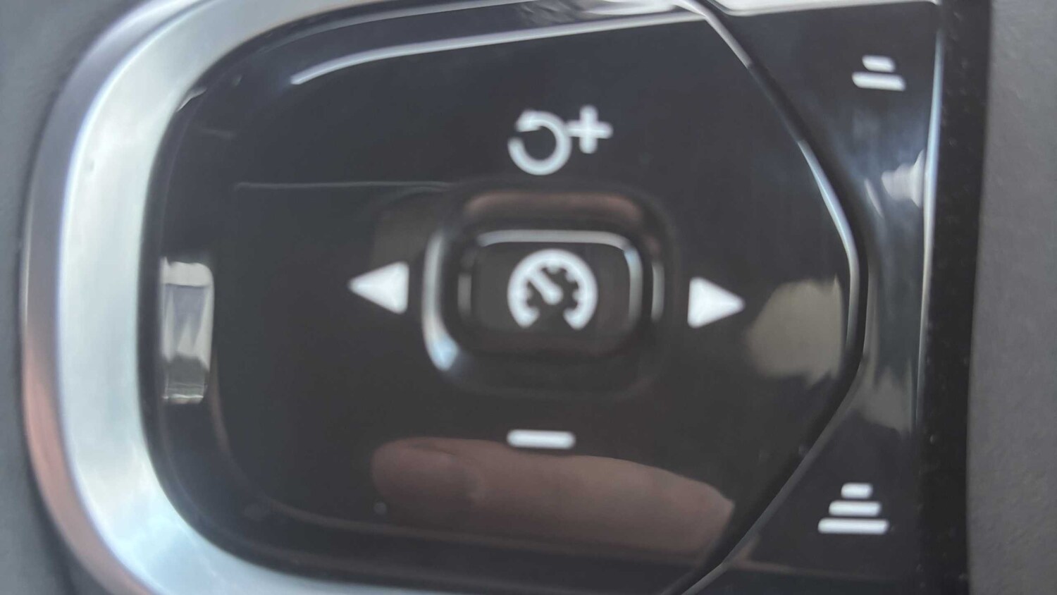 Used Volvo XC60 for sale - 77862350: Photo 20