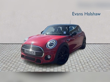 Used MINI Hatch 2018 for sale - 79002361: Photo