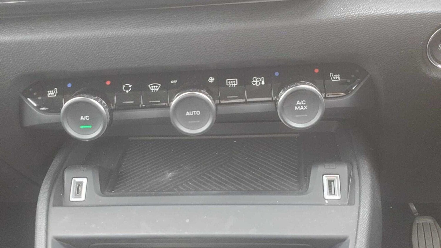 Used Citroen C4 2024 for sale - 77858122: Photo 23