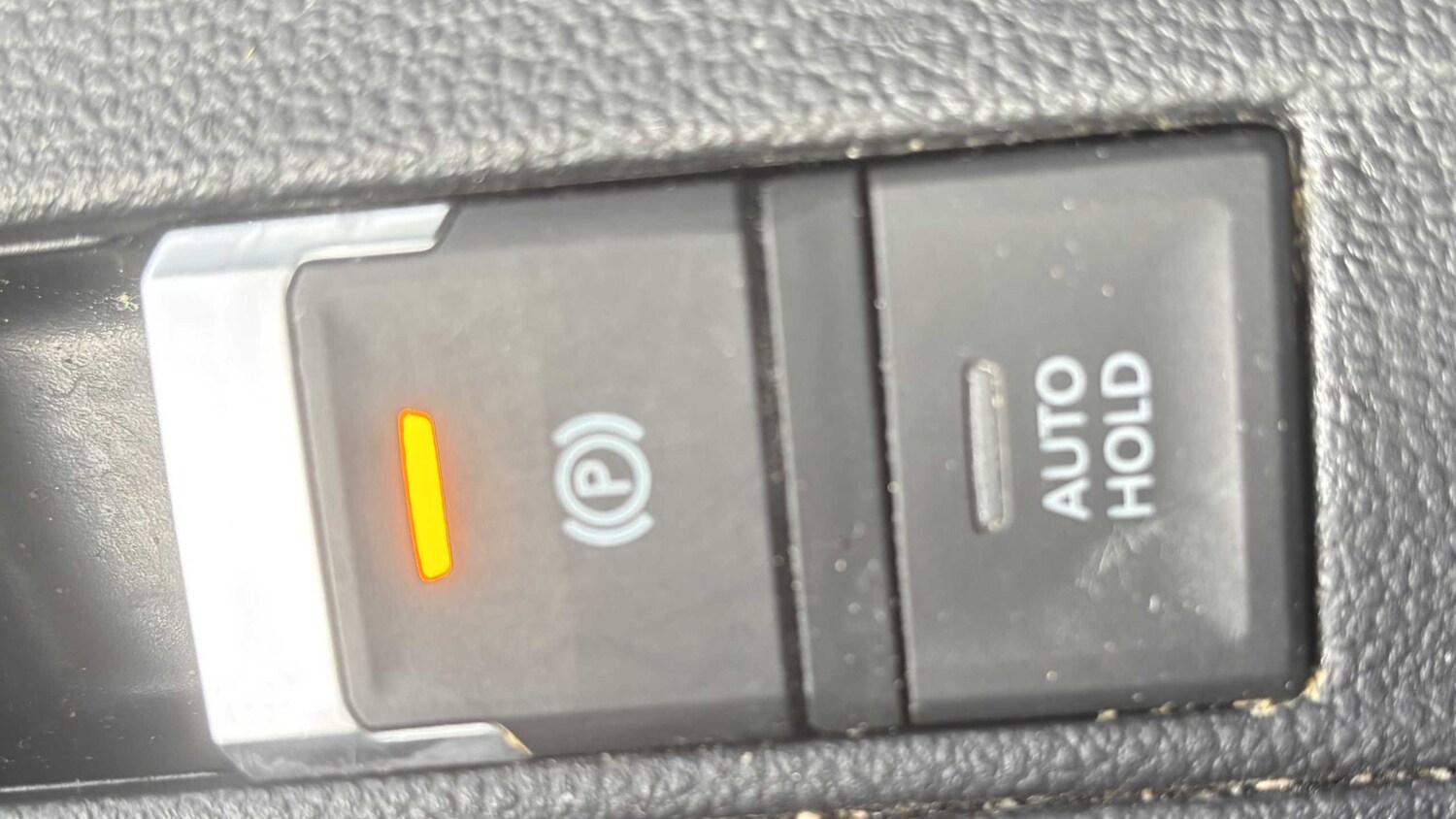 Used Volkswagen T-Roc for sale - 77861766: Photo 11