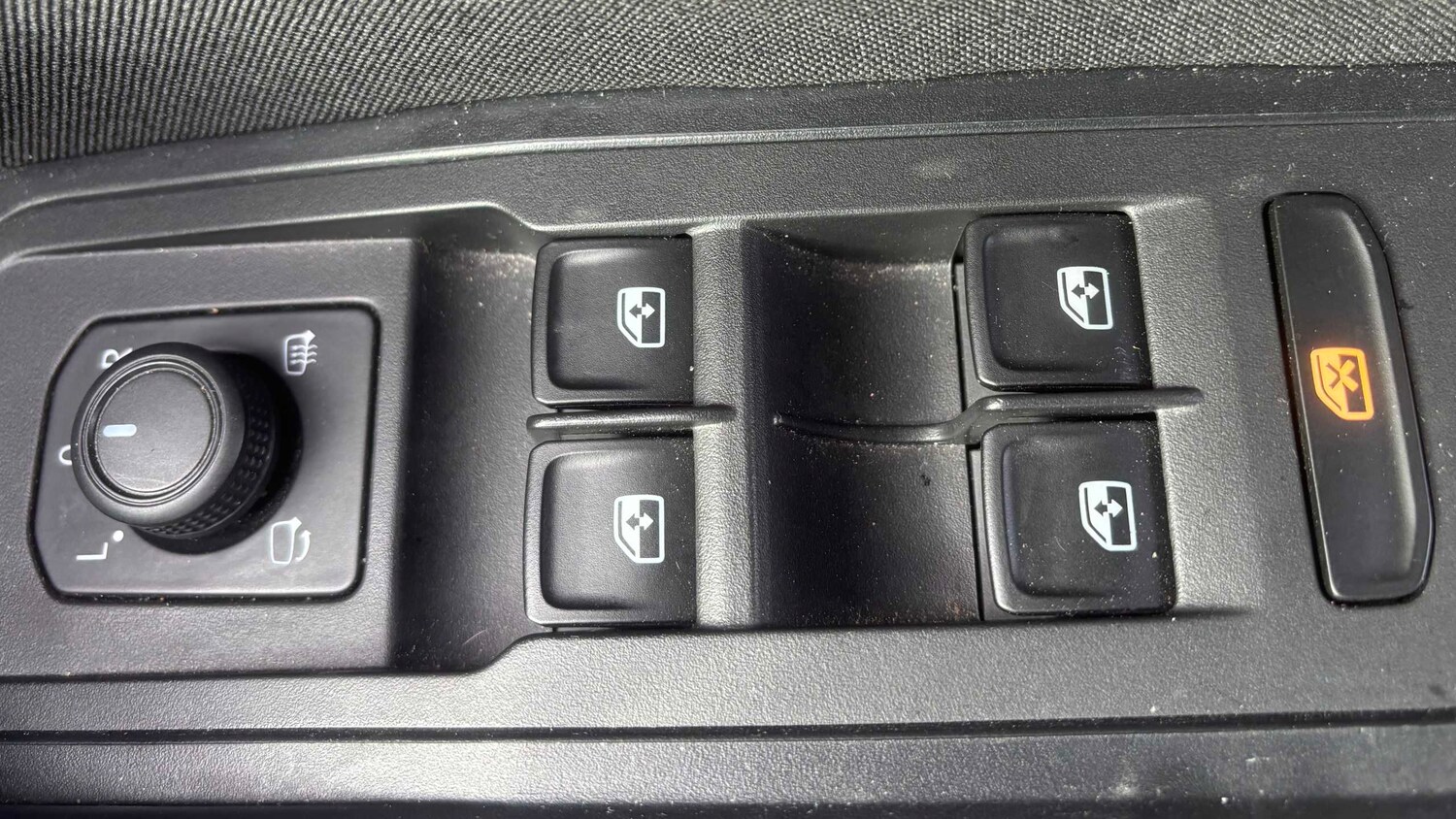 Used Volkswagen T-Roc for sale - 77861766: Photo 13