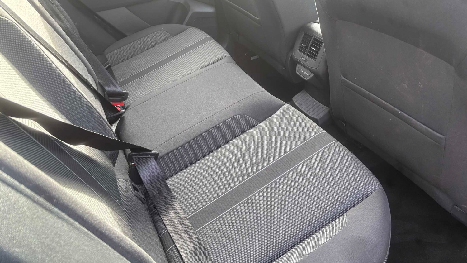 Used Volkswagen T-Roc for sale - 77861766: Photo 14