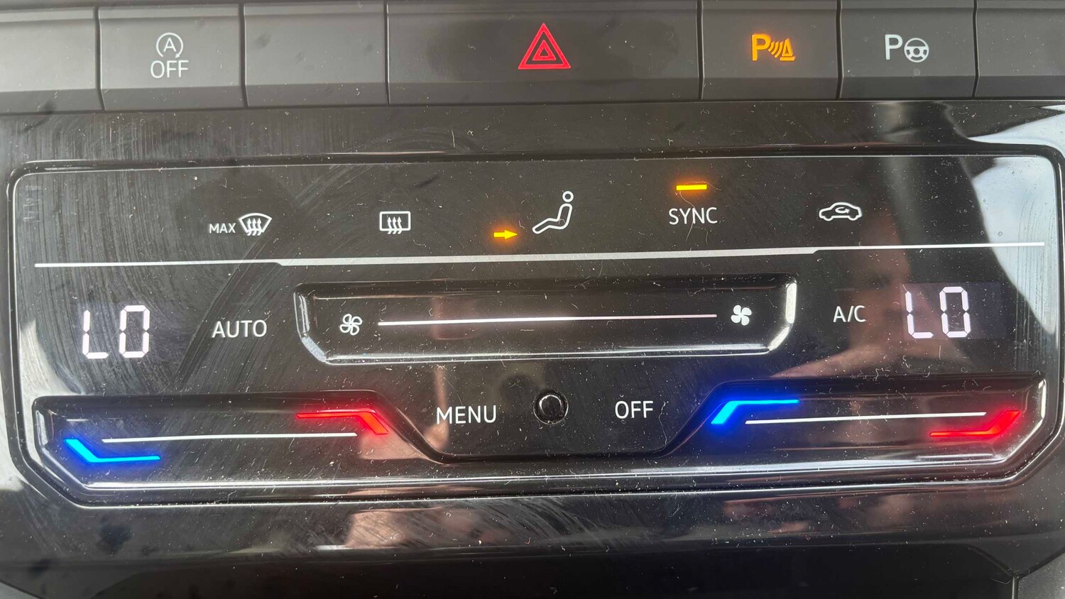 Used Volkswagen T-Roc for sale - 77861766: Photo 16