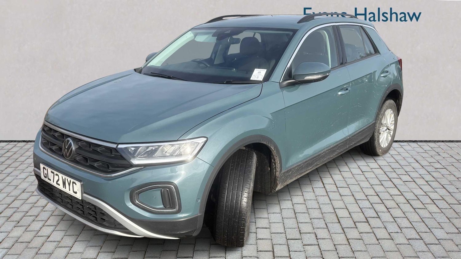 Used Volkswagen T-Roc for sale - 77861766: Photo 2