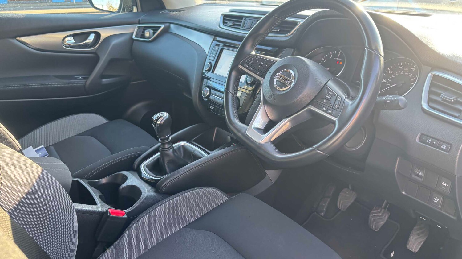 Used Nissan Qashqai 2018 for sale - 77942868: Photo 15