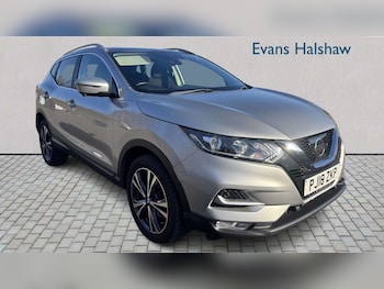 Used Nissan Qashqai 2018 for sale - 77942868: Photo