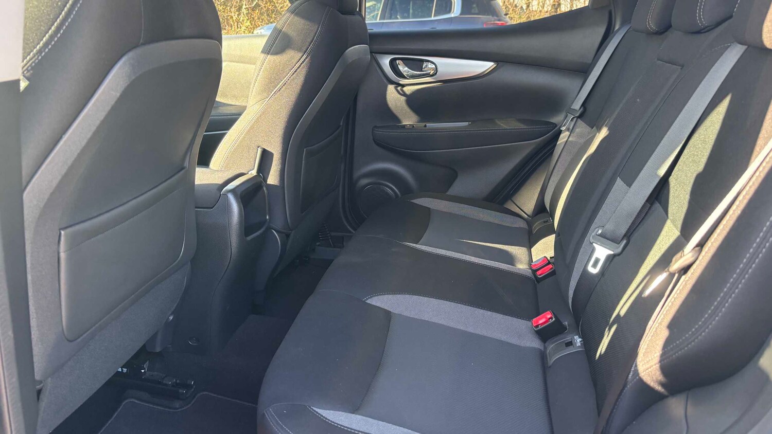 Used Nissan Qashqai 2018 for sale - 77942868: Photo 22