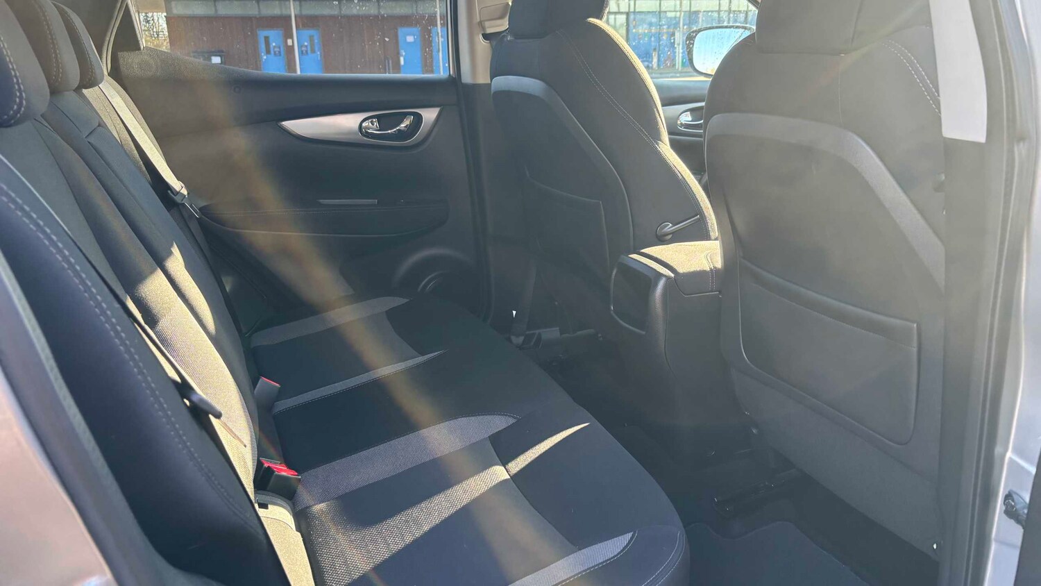 Used Nissan Qashqai 2018 for sale - 77942868: Photo 24