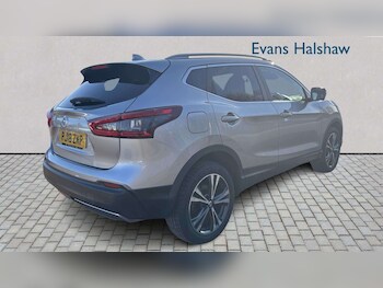 Used Nissan Qashqai 2018 for sale - 77942868: Photo