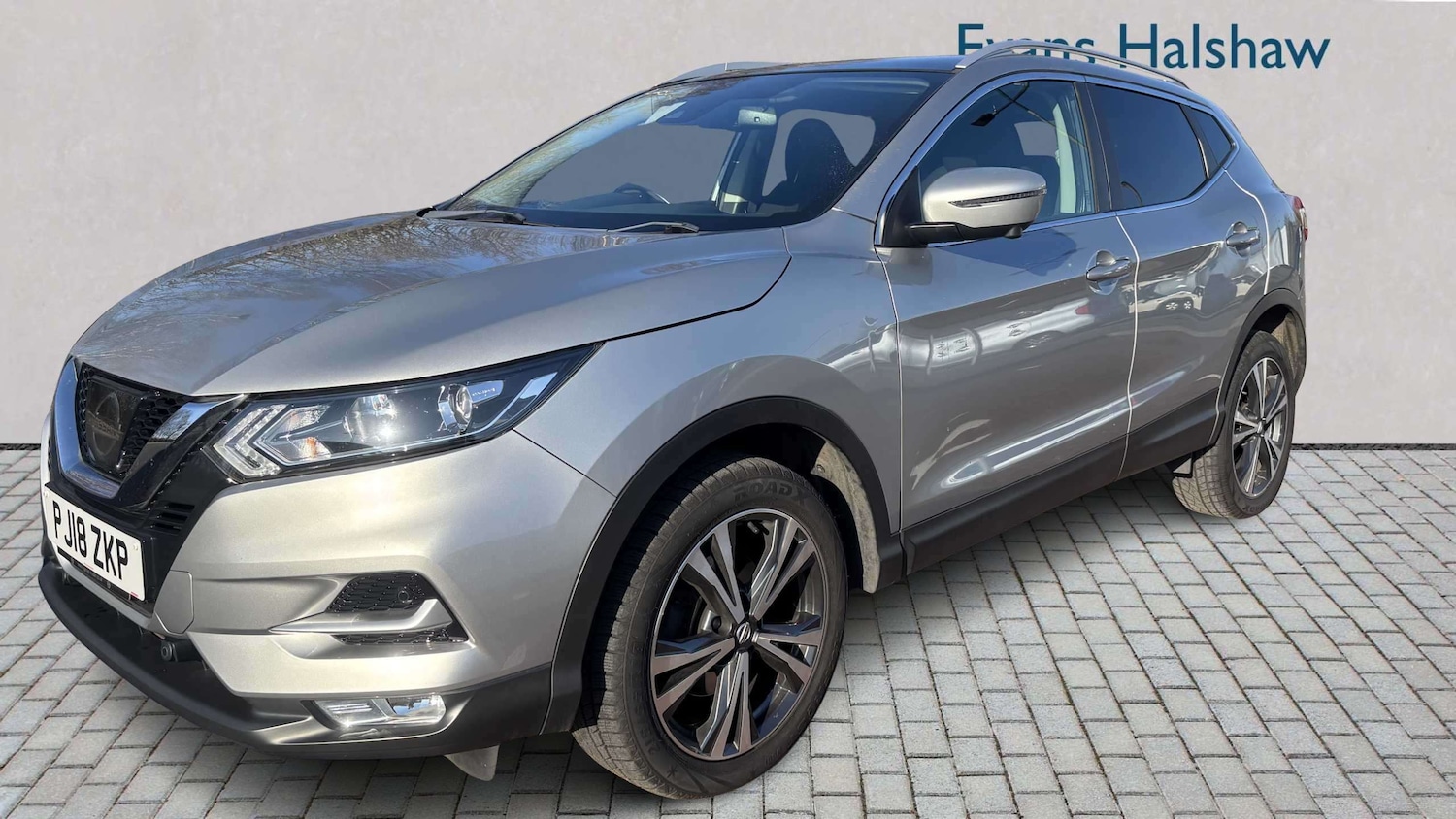Used Nissan Qashqai 2018 for sale - 77942868: Photo 3